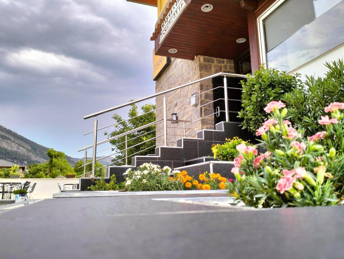 Hostal Turbon Campo  Exterior foto