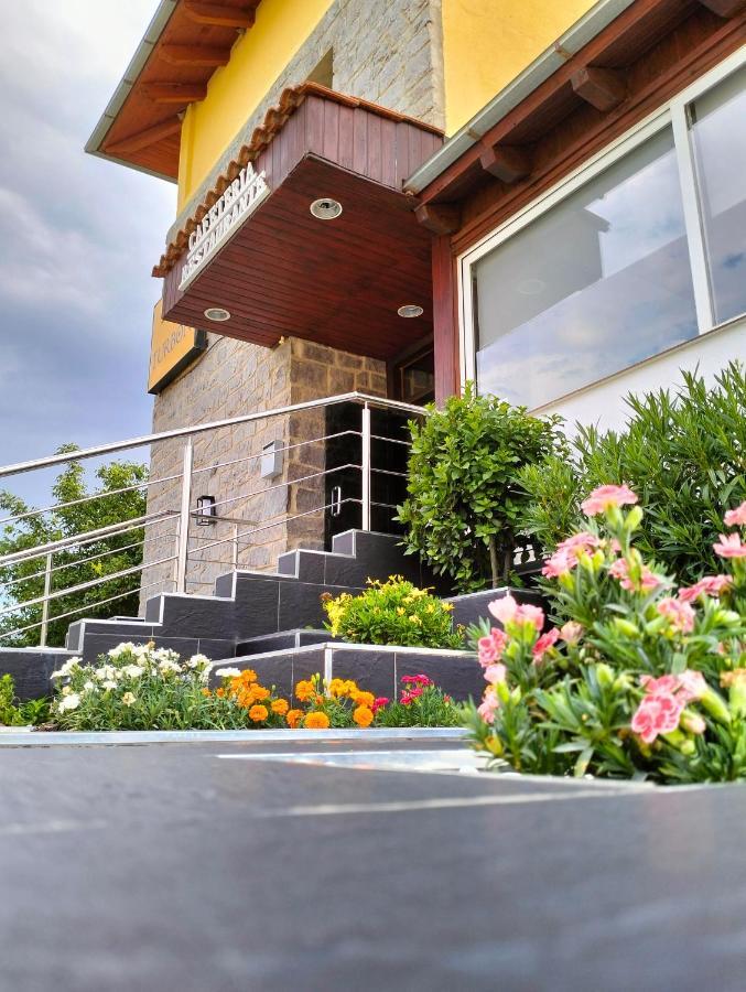 Hostal Turbon Campo  Exterior foto