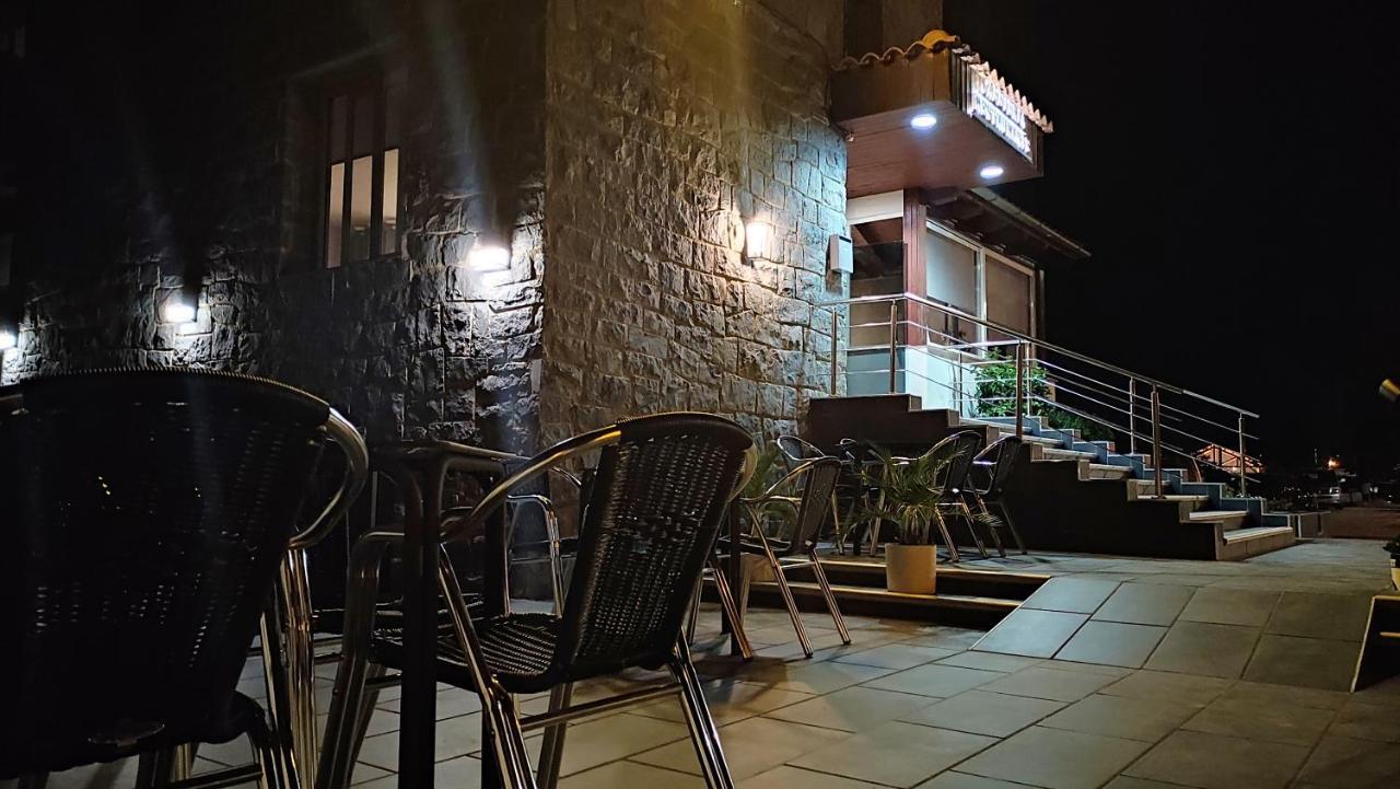 Hostal Turbon Campo  Exterior foto